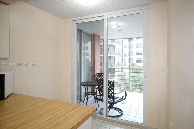 17890 W Dixie Hwy 519 Hwy 519, North Miami Beach, FL 33160