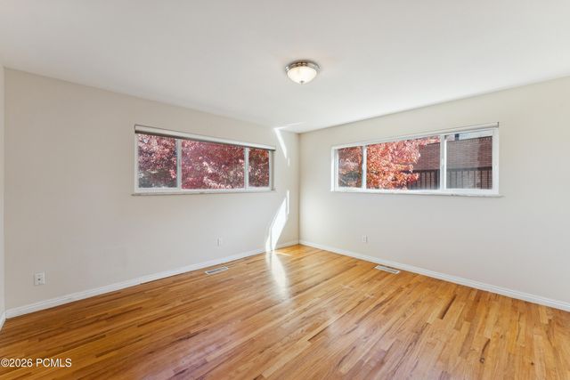 3651 E Oakview Drive, Millcreek, UT 84124