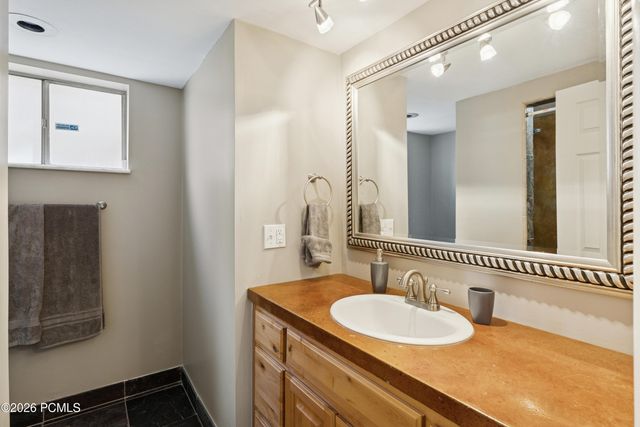 3651 E Oakview Drive, Millcreek, UT 84124