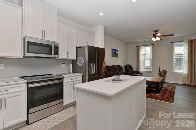421 Spearfield Lane, Charlotte, NC 28205