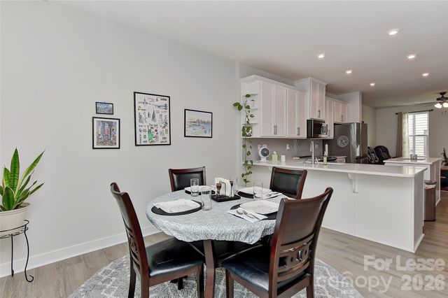 421 Spearfield Lane, Charlotte, NC 28205