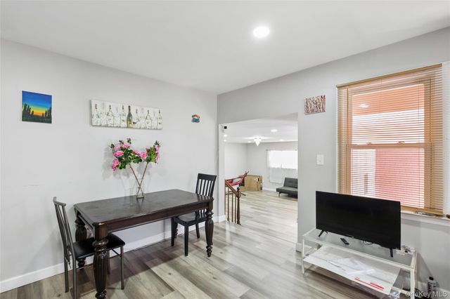 71 11th Avenue, Huntington Station, NY 11746