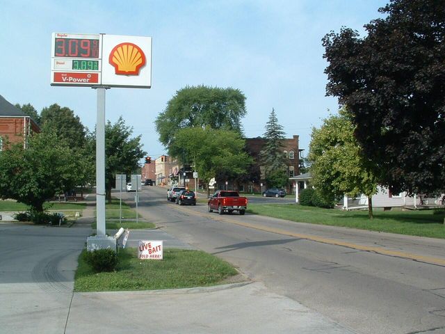 76 E Main Street, Centerburg, OH 43011