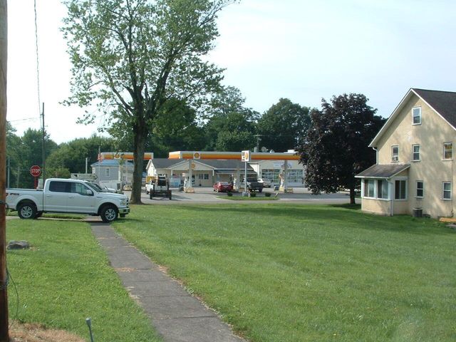76 E Main Street, Centerburg, OH 43011