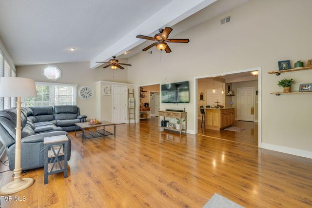 748 Cripple Creek Road, Watauga, TN 37694