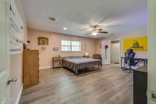 748 Cripple Creek Road, Watauga, TN 37694