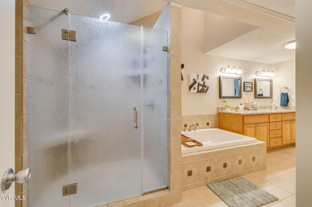 748 Cripple Creek Road, Watauga, TN 37694