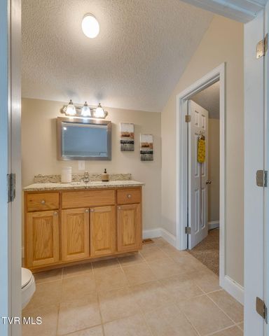 748 Cripple Creek Road, Watauga, TN 37694