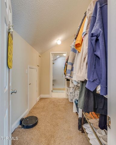 748 Cripple Creek Road, Watauga, TN 37694