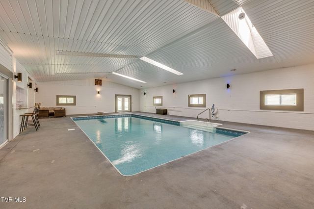 748 Cripple Creek Road, Watauga, TN 37694