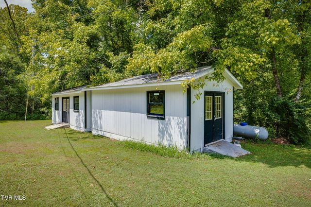 748 Cripple Creek Road, Watauga, TN 37694