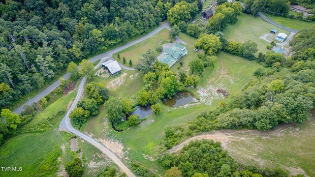 748 Cripple Creek Road, Watauga, TN 37694