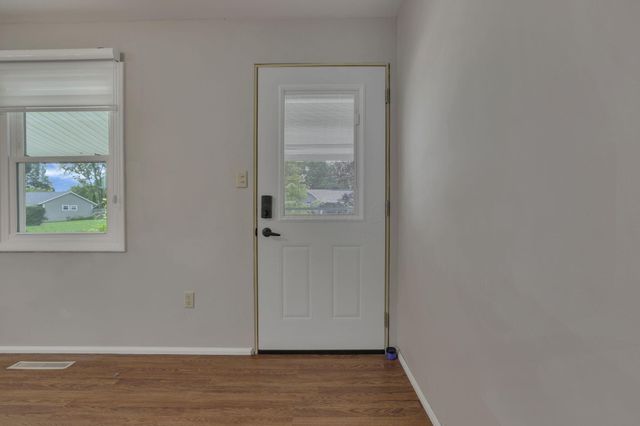 4361 Kerr Drive, Hilliard, OH 43026