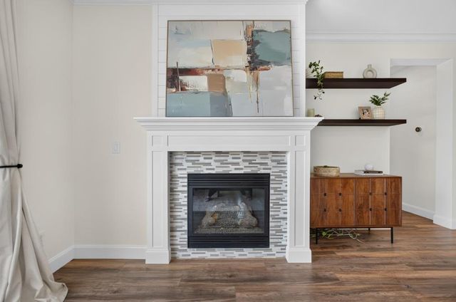2742 Kalamer Way, Sacramento, CA 95835