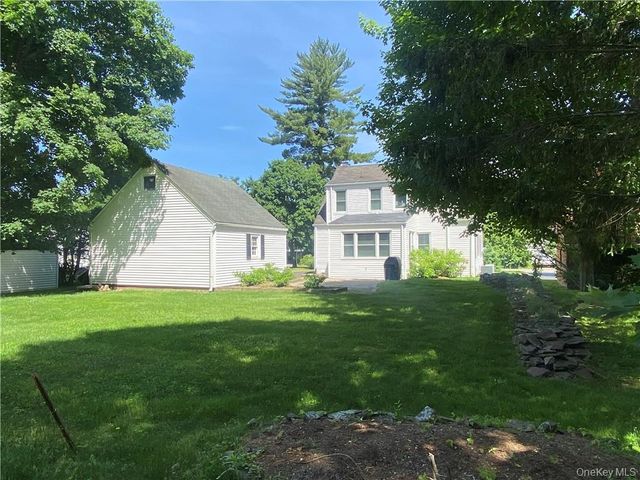 17 Harriman Avenue, Sloatsburg, NY 10974