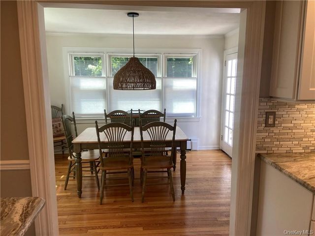 17 Harriman Avenue, Sloatsburg, NY 10974