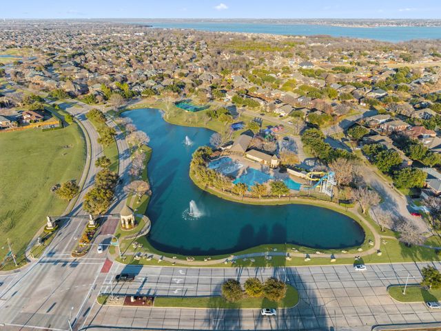 10313 Wood Drive, Rowlett, TX 75089