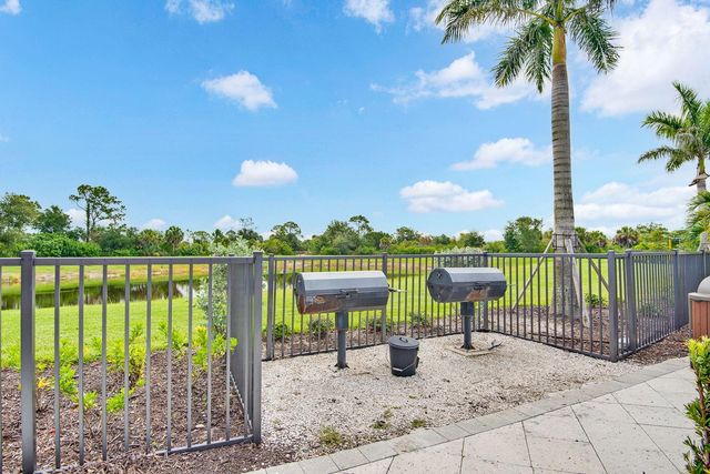 12371 HEARTS EASE ST, Venice, FL 34293