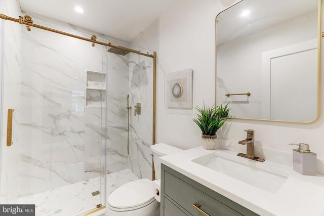 5735 4TH ST S, Arlington, VA 22204