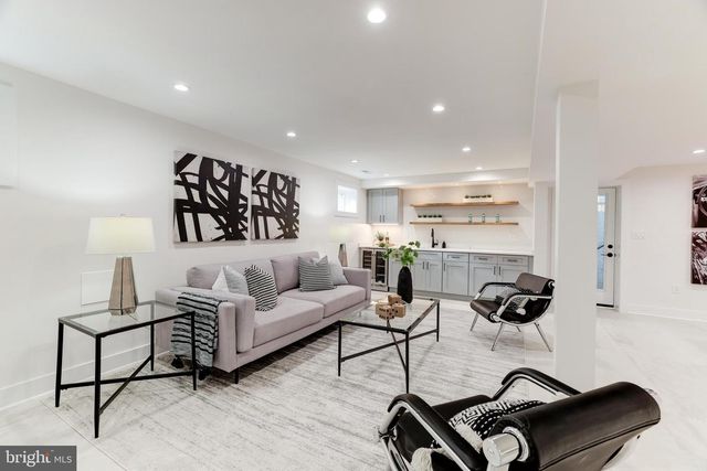 5735 4TH ST S, Arlington, VA 22204