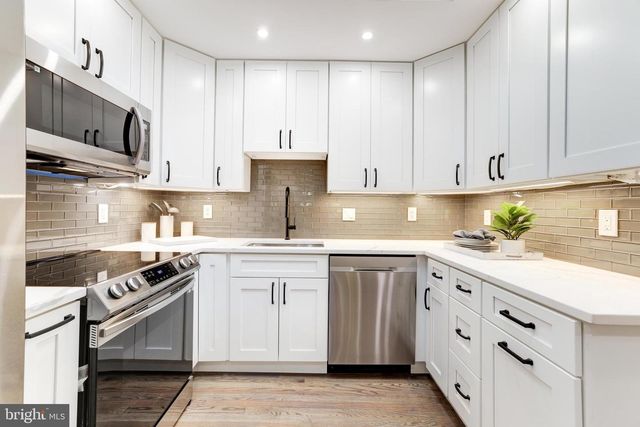 5735 4TH ST S, Arlington, VA 22204