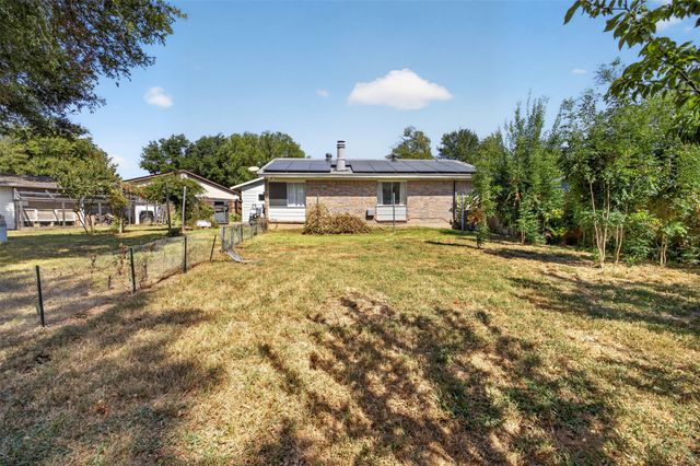 120 Willow Street, Lewisville, TX 75067