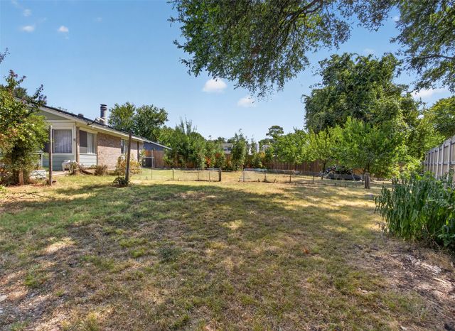 120 Willow Street, Lewisville, TX 75067