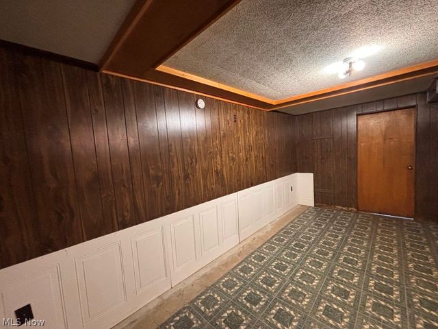2392 Cherry Hill Road, Wheeling, WV 26003