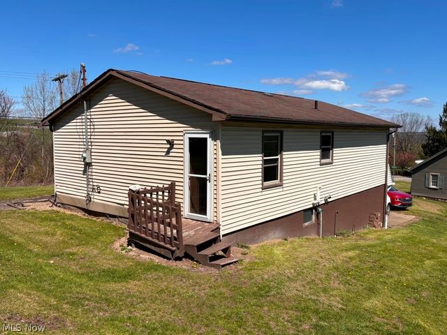 2392 Cherry Hill Road, Wheeling, WV 26003