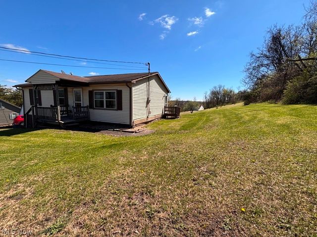 2392 Cherry Hill Road, Wheeling, WV 26003