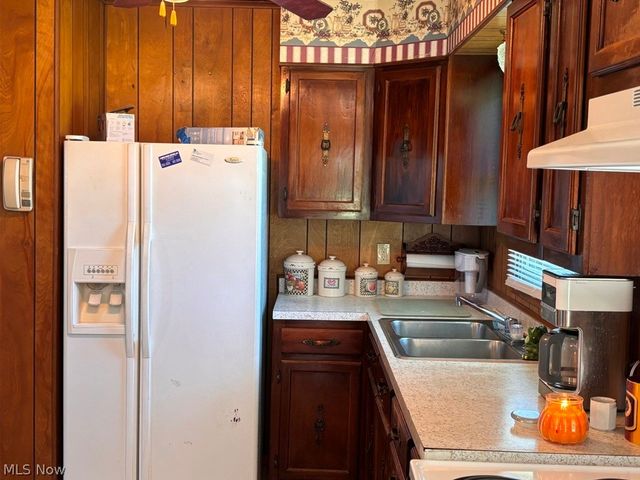 2392 Cherry Hill Road, Wheeling, WV 26003