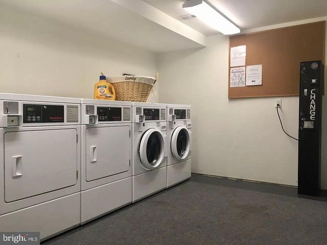 525 W STATE ST, Kennett Square, PA 19348