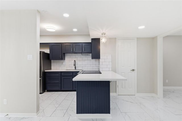 515 Tallowood Road 15, Houston, TX 77024