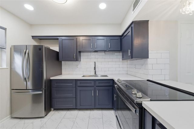 515 Tallowood Road 15, Houston, TX 77024