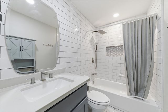 515 Tallowood Road 15, Houston, TX 77024