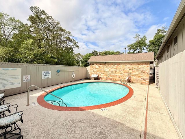 515 Tallowood Road 15, Houston, TX 77024
