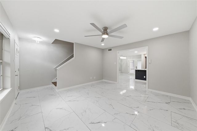 515 Tallowood Road 15, Houston, TX 77024