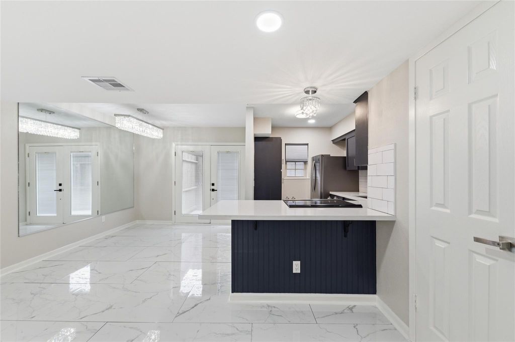 515 Tallowood Road 15, Houston, TX 77024