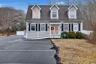 977 Hartford Turnpike, Waterford, CT 06385