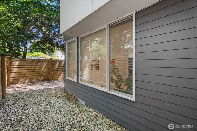 623 NW Market Street, Seattle, WA 98107