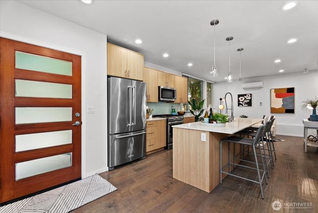 623 NW Market Street, Seattle, WA 98107