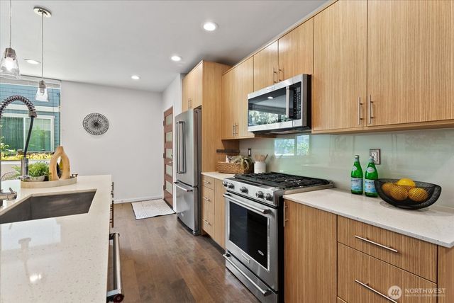 623 NW Market Street, Seattle, WA 98107