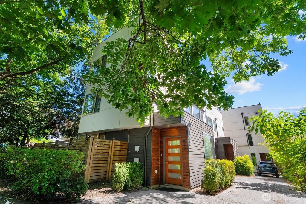 623 NW Market Street, Seattle, WA 98107