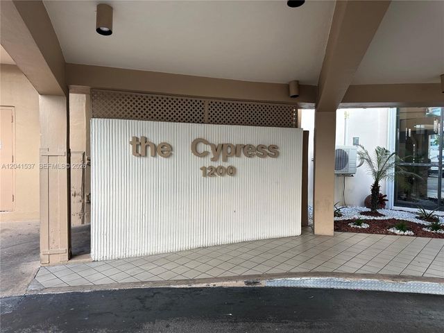 1200 Saint Charles Pl 618, Pembroke Pines, FL 33026