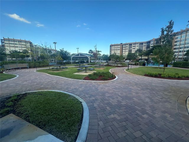 1200 Saint Charles Pl 618, Pembroke Pines, FL 33026