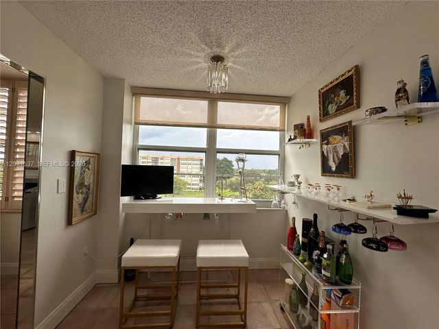 1200 Saint Charles Pl 618, Pembroke Pines, FL 33026