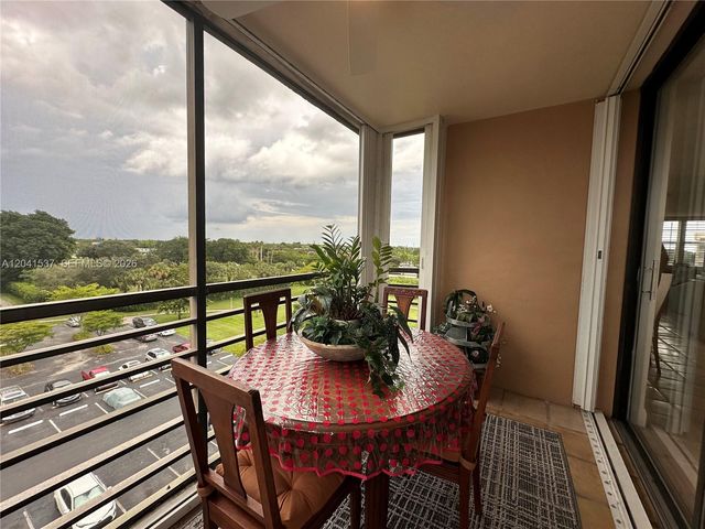 1200 Saint Charles Pl 618, Pembroke Pines, FL 33026