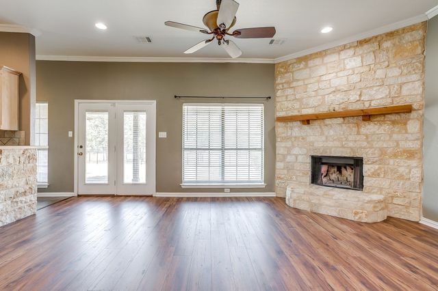 550 Sandlin Lane, Springtown, TX 76082