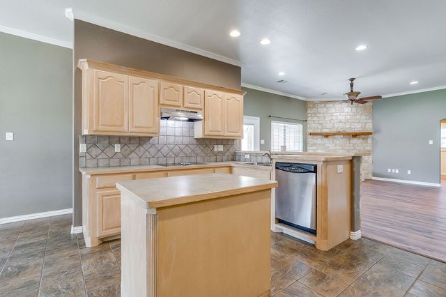 550 Sandlin Lane, Springtown, TX 76082