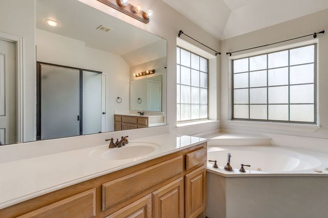 550 Sandlin Lane, Springtown, TX 76082